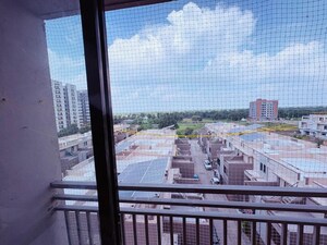 Balcony in 1 BHK Apartment at Kandivali West – for Sale