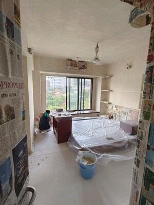 Room in 3 BHK Apartment at Shagun CHS, Malad East – for Rent