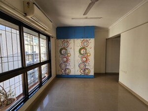 Room in 2 BHK Apartment at Godrej Central, Chembur – for Rent