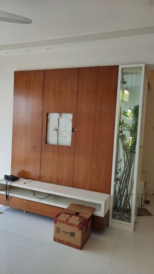 Furnished Amenities in 3 BHK Apartment at Aster Tower, Goregaon East – for Rent