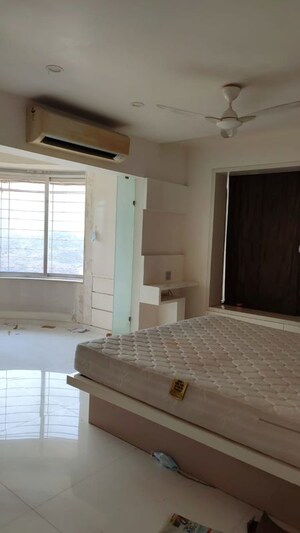 Bedroom in 3 BHK Apartment at Aster Tower, Goregaon East – for Rent