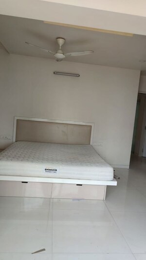 Bedroom in 3 BHK Apartment at Aster Tower, Goregaon East – for Rent