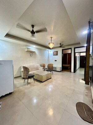 3 BHK Builder Floor For Rent in Chattarpur