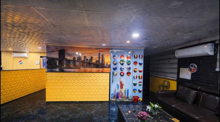 Hall, niralanagar Commercial Office Space 2000 Sq.Ft. In Niralanagar Lucknow 10233972