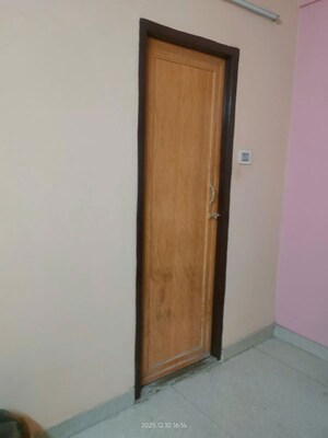 Room in 3 BHK Apartment at Baguihati – for Rent