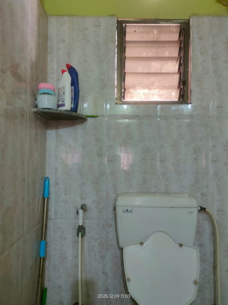 Bathroom, baguihati 3 Bedroom 1282 Sq.Ft. Apartment In Baguihati Kolkata 10233998