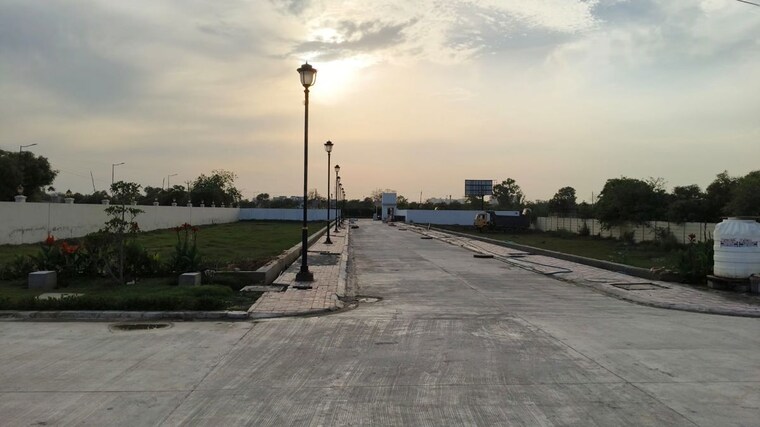 Garden, sector 98  137 Sq.Yd. Plot In Sector 98 Faridabad 10234002