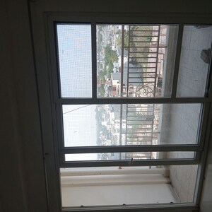 Room in 3 BHK Apartment at AG Zodiac Apartments, Vrindavan Yojna – for Rent