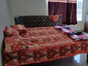  Pg For Rent in Vineet Khand