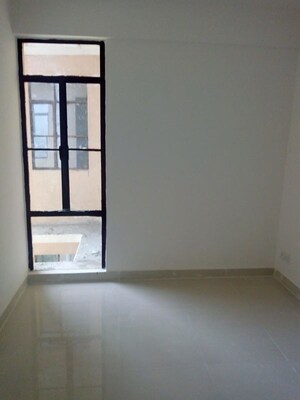 Room in 1 BHK Apartment at Signature Global City 81, Sector 81 – for Rent