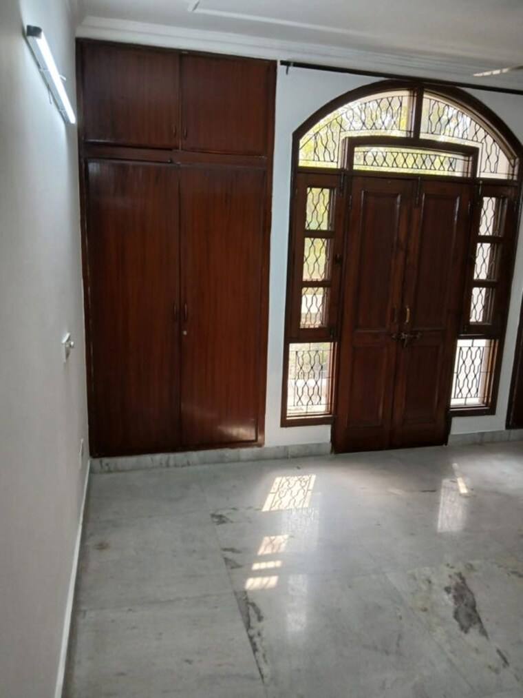 undefined, kalkaji 3 Bedroom 200 Sq.Yd. Builder Floor In Kalkaji Delhi 10234043