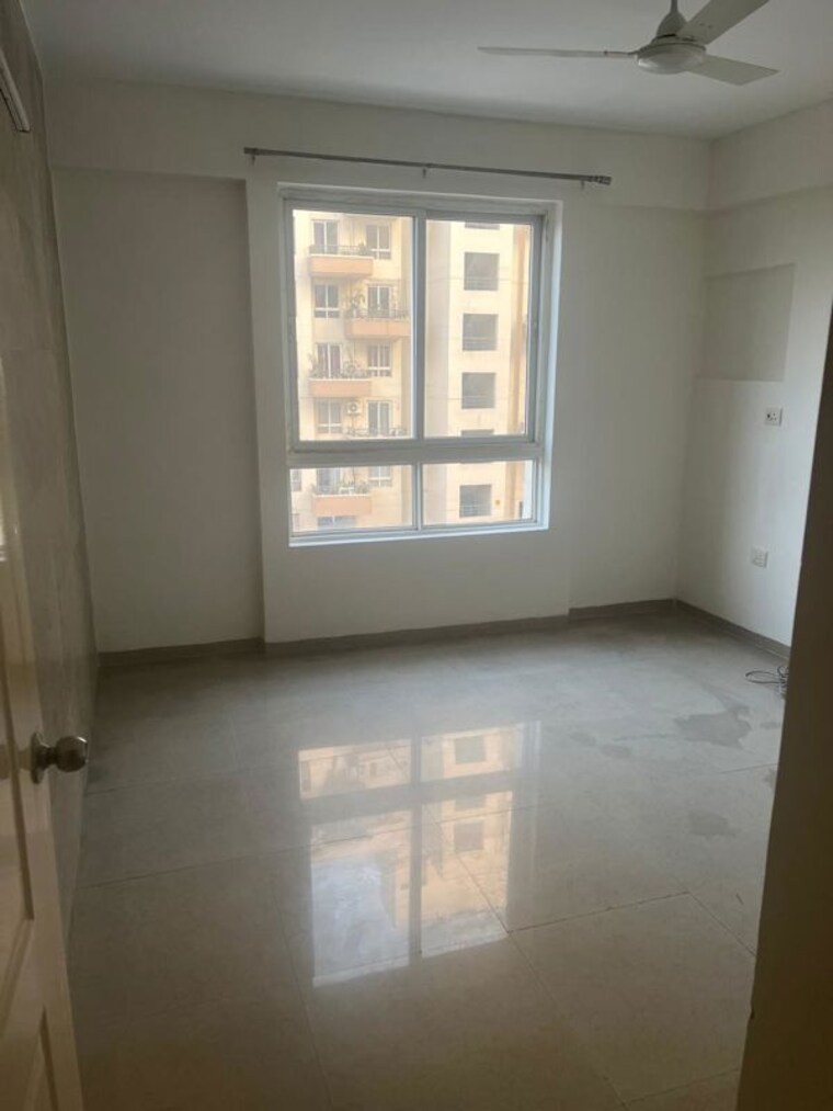 Room, umang-monsoon-breeze-phase-i 3 Bedroom 1865 Sq.Ft. Apartment In Sector 78 Gurgaon 10234059