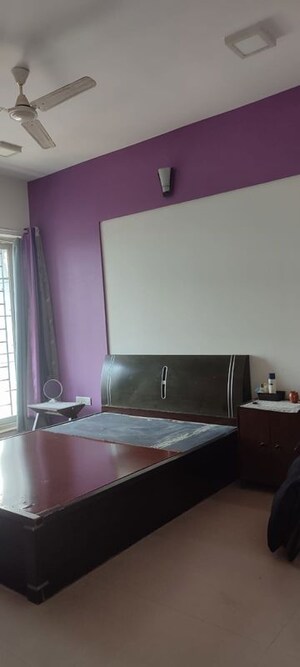 Bedroom in 3 BHK Apartment at Vasant Valley Ivy Tower, Malad East – for Rent