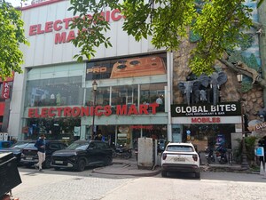  Shop – Exterior View View at Sector 18 - for Rent