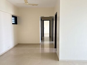 Room in 3 BHK Apartment at Godrej Platinum Mumbai, Vikhroli East – for Rent