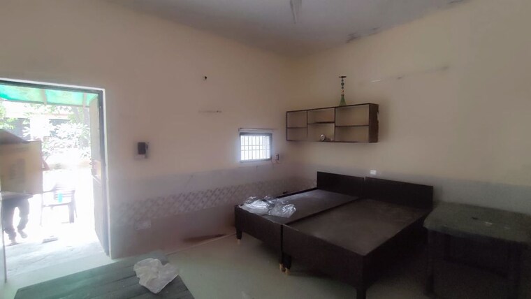 Living Room, alpha 1 greater noida 2 Bedroom 250 Sq.Mt. Independent House In Alpha 1 Greater Noida Greater Noida 10234095