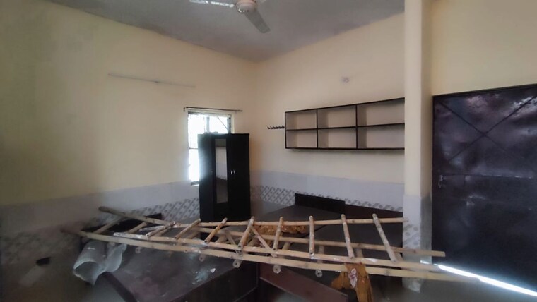 Living Room, alpha 1 greater noida 2 Bedroom 250 Sq.Mt. Independent House In Alpha 1 Greater Noida Greater Noida 10234095