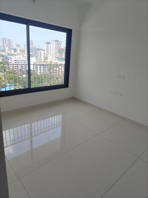 Room in 2 BHK Apartment at Arkade Aspire, Goregaon East – for Rent