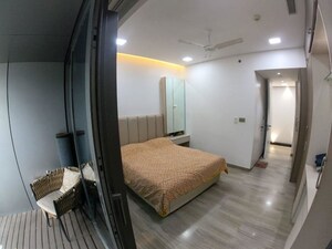 3 BHK Apartment For Rent in Lodha World Crest, Worli