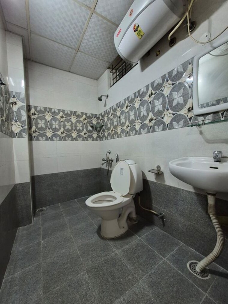 Bathroom, lanmark-royale 2 Bedroom 1000 Sq.Ft. Apartment In Btm Layout Bangalore 10234209