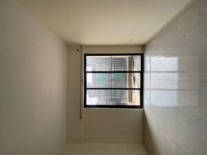 Room in 3 BHK Apartment at Runwal Gardens, Dombivli East – for Rent