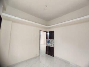 Room in 1 BHK Builder Floor at Rahatani – for Rent