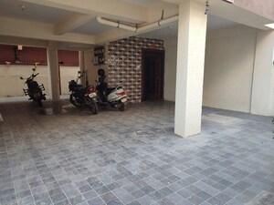 Parking in 1 BHK Builder Floor at Rahatani – for Rent
