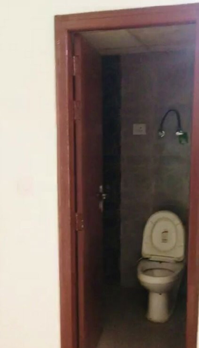 Bathroom, supertech-ecovillage-iii 3 Bedroom 1595 Sq.Ft. Apartment In Sector 16b Greater Noida Greater Noida 9553893