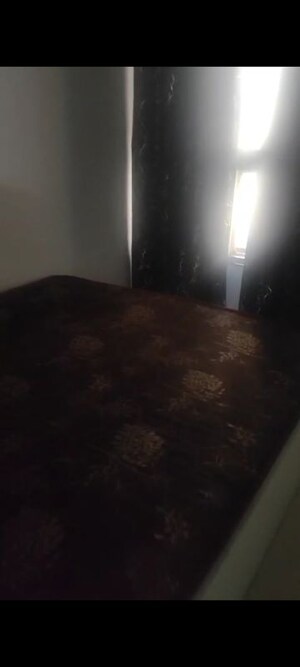 Room in 2 BHK Apartment at DB Orchid Ozone, Dahisar East – for Rent