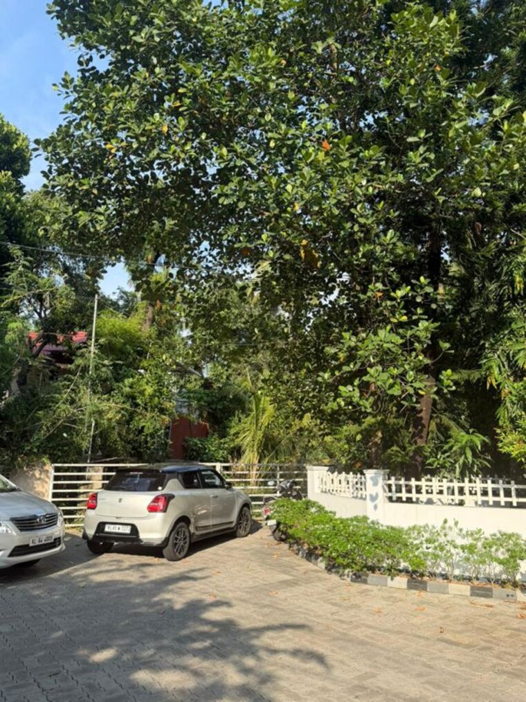 undefined, punkunnam  5009 Sq.Ft. Plot In Punkunnam Thrissur 10234233