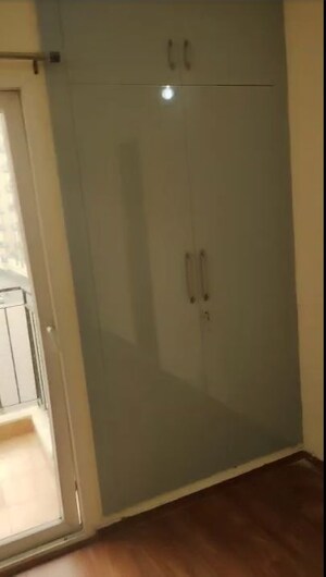  2 BHK Apartment at Amrapali Dream Valley, Tech Zone 4 Greater Noida – for Rent