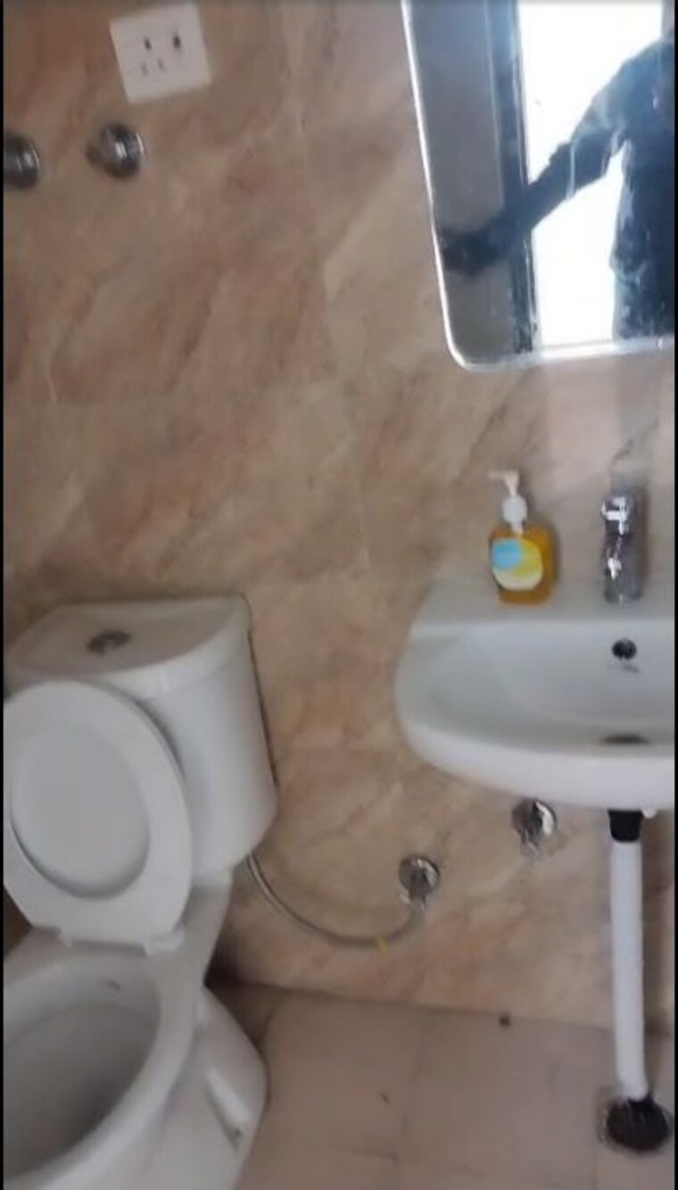 Attached Bathroom, amrapali-dream-valley 2 Bedroom 1215 Sq.Ft. Apartment In Tech Zone 4 Greater Noida Greater Noida 9554076