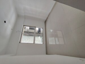 Furnished Amenities in 2 BHK Apartment at Sushanku Avenue 36, Goregaon West – for Rent