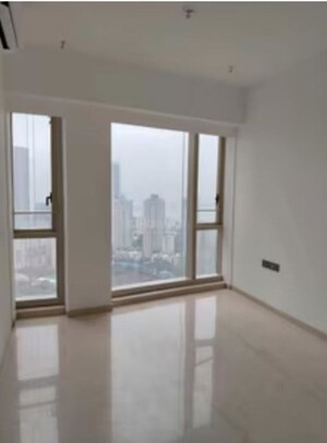 Room in 3 BHK Apartment at Lodha Kiara, Worli – for Rent