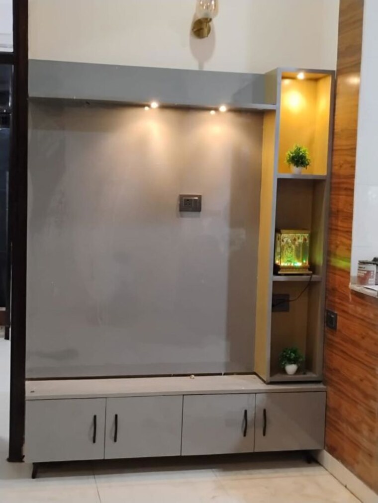 Room, sun-homes 3 Bedroom 1250 Sq.Ft. Builder Floor In Shakti Khand Iii Ghaziabad 10234311