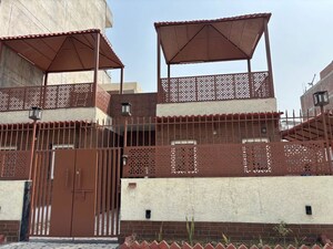 3 BHK Independent House – Exterior View View at Sector 57 - for Rent