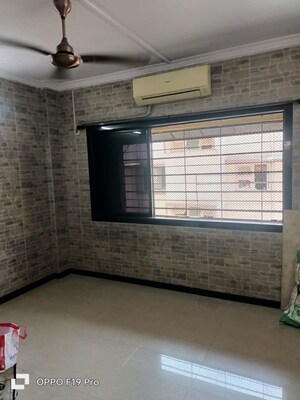 Room in 1 RK Apartment at Gurukul CHS Matunga, Matunga East – for Rent