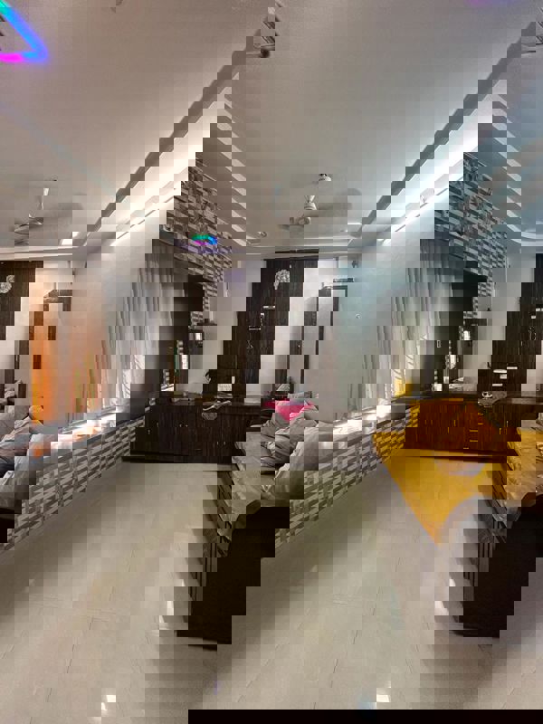 1 Rk  225 Sq.Ft. Apartment in Anand CHS Matunga