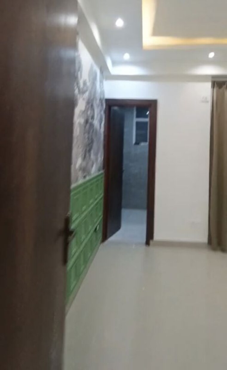 Room, tdi-the-grand-retreat 3 Bedroom 250 Sq.Yd. Apartment In Sector 88 Faridabad 10234401