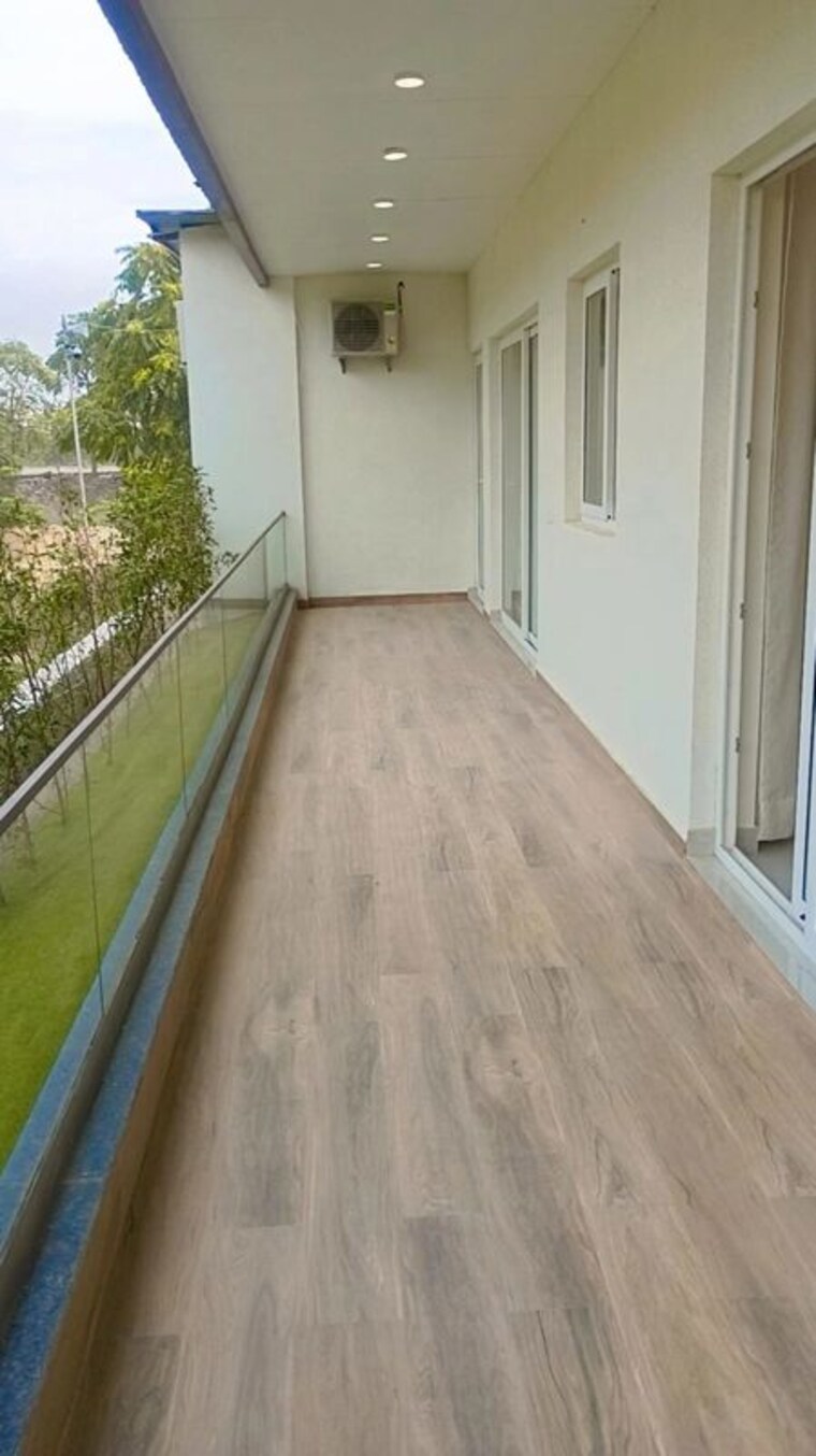 Balcony, tdi-the-grand-retreat 3 Bedroom 250 Sq.Yd. Apartment In Sector 88 Faridabad 10234401