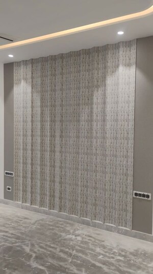 Bathroom in 4 BHK Builder Floor at Dlf Phase ii – for Sale