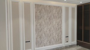 Room in 4 BHK Builder Floor at Dlf Phase ii – for Sale