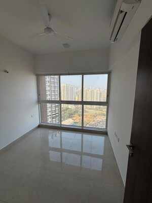 Room in 3 BHK Apartment at Runwal Forests, Kanjurmarg West – for Rent