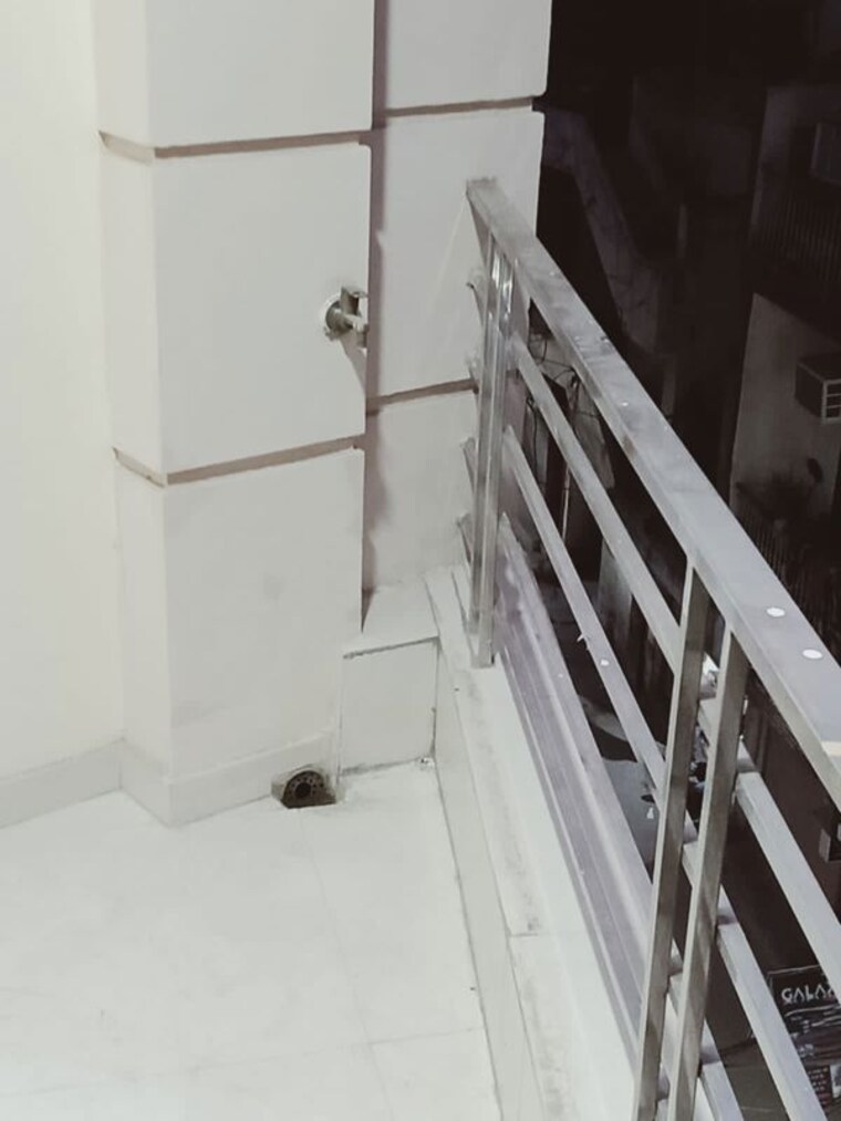 Balcony, hargobind enclave 2 Bedroom 720 Sq.Ft. Builder Floor In Hargobind Enclave Delhi 9569527