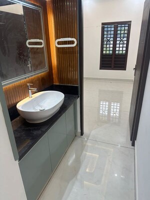 Bathroom in 5 BHK Villa at Cheroor – for Sale