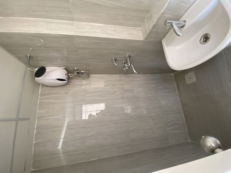 Bathroom, runwal-gardens-phase-2 1.5 Bedroom 535 Sq.Ft. Apartment In Dombivli East Thane 10234439