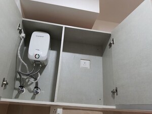 Furnished Amenities in 3 BHK Apartment at Smart World Orchard, Sector 61 – for Sale