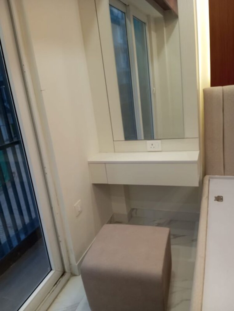 Bathroom, smart-world-gems 3.5 Bedroom 1501 Sq.Ft. Apartment In Sector 89 Gurgaon 10234477