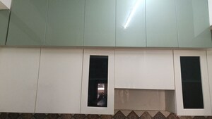 Room in 3.5 BHK Apartment at Smart World Gems, Sector 89 – for Rent