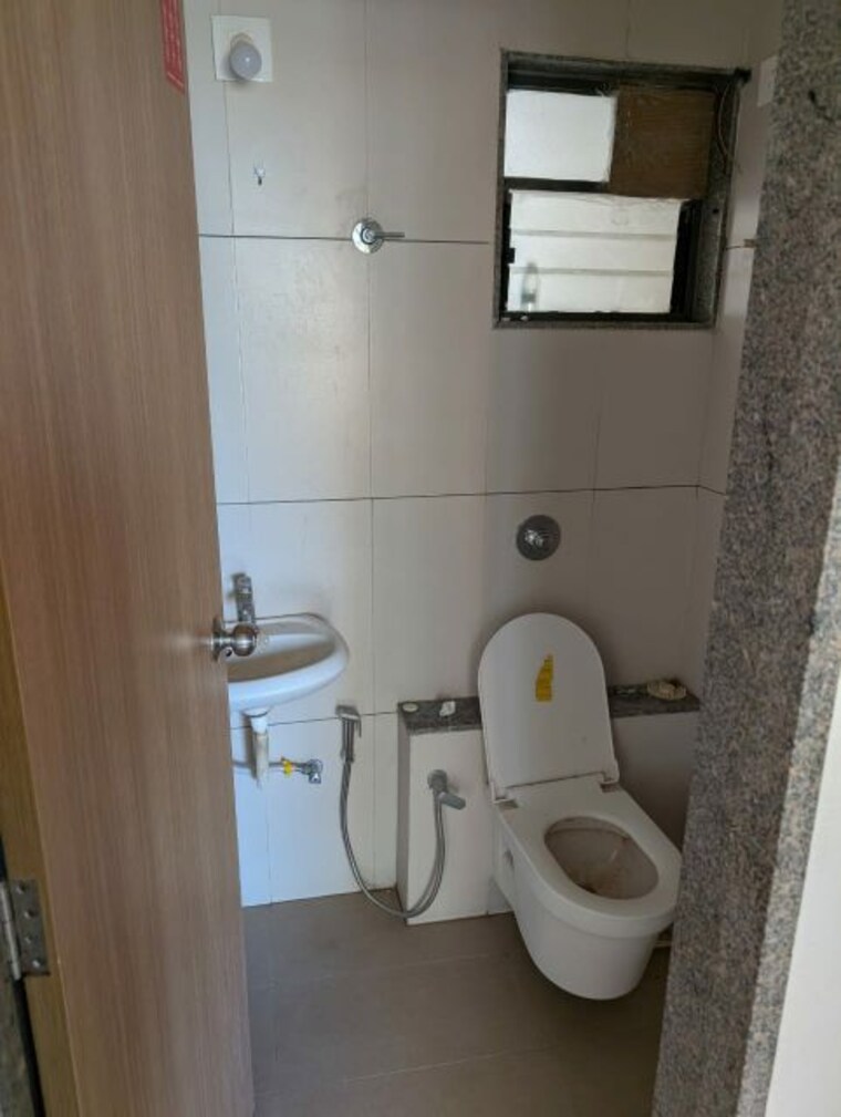 Bathroom, shela 3 Bedroom 1700 Sq.Ft. Apartment In Shela Ahmedabad 10234509